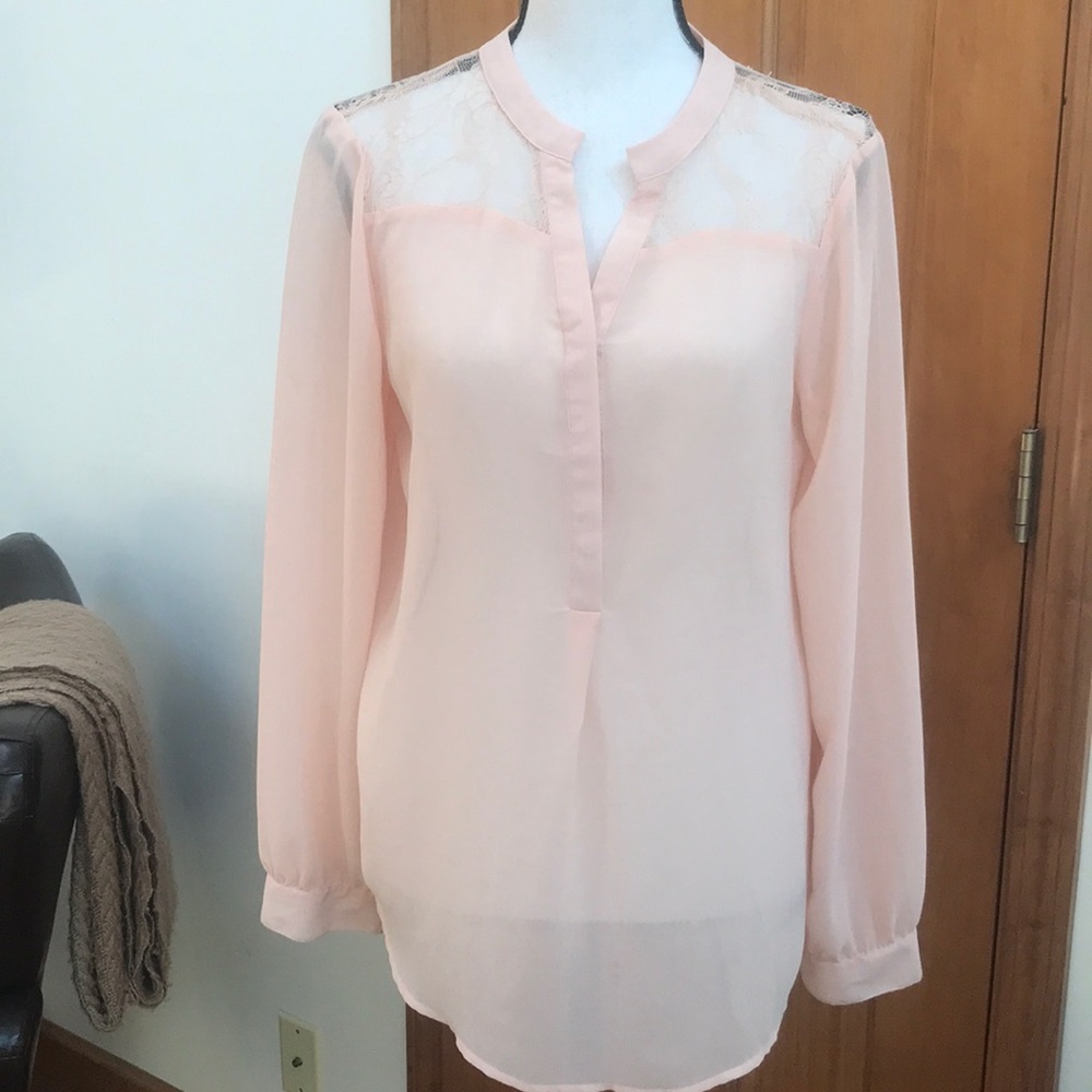 Olive and oak top